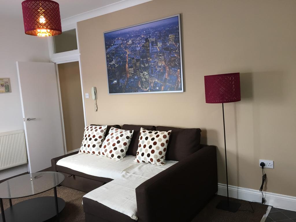 Ilford Central Luxury Apartments Номер фото