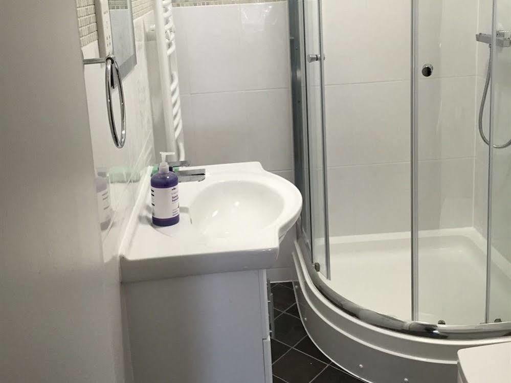 Ilford Central Luxury Apartments Екстер'єр фото