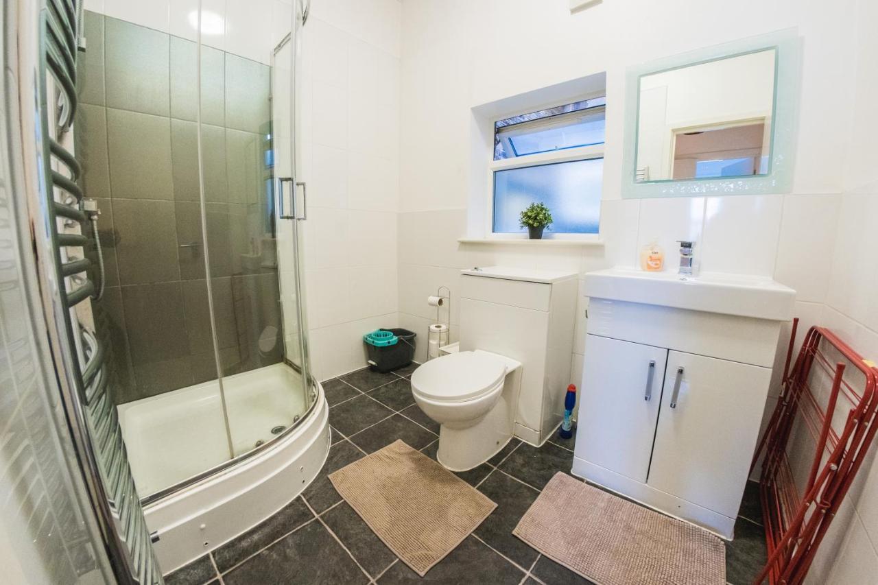 Ilford Central Luxury Apartments Екстер'єр фото