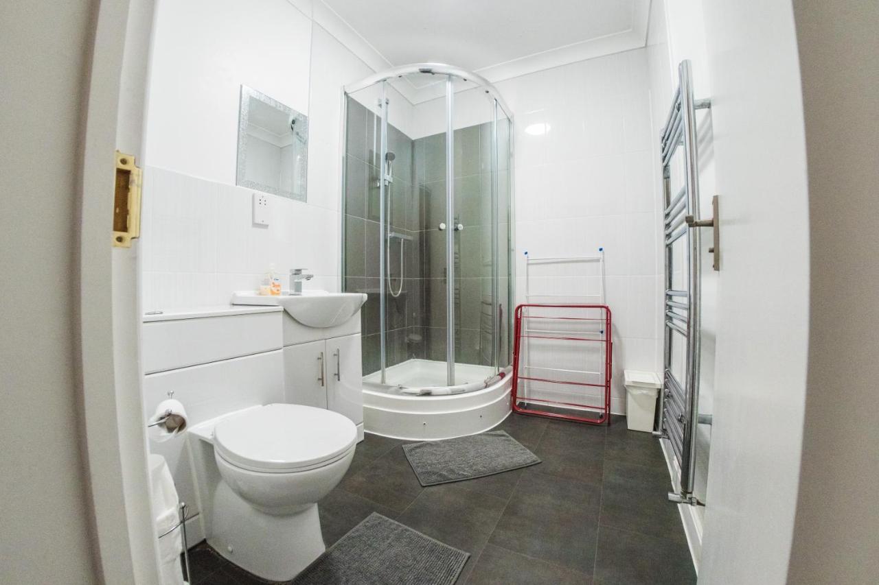 Ilford Central Luxury Apartments Екстер'єр фото